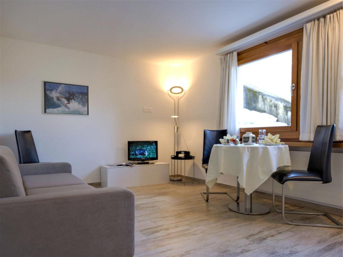 Apartment Chesa Munteratsch 311 By Interhome سيلفابلانا المظهر الخارجي الصورة